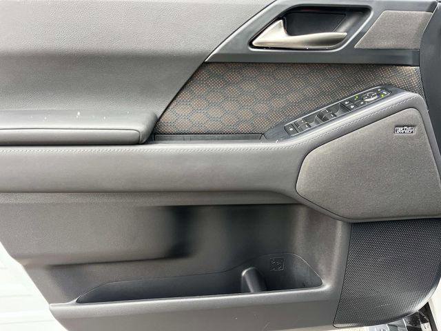 Certified 2024 Lexus GX 550 550 Luxury w/ Accessory Package (Z1) image 30