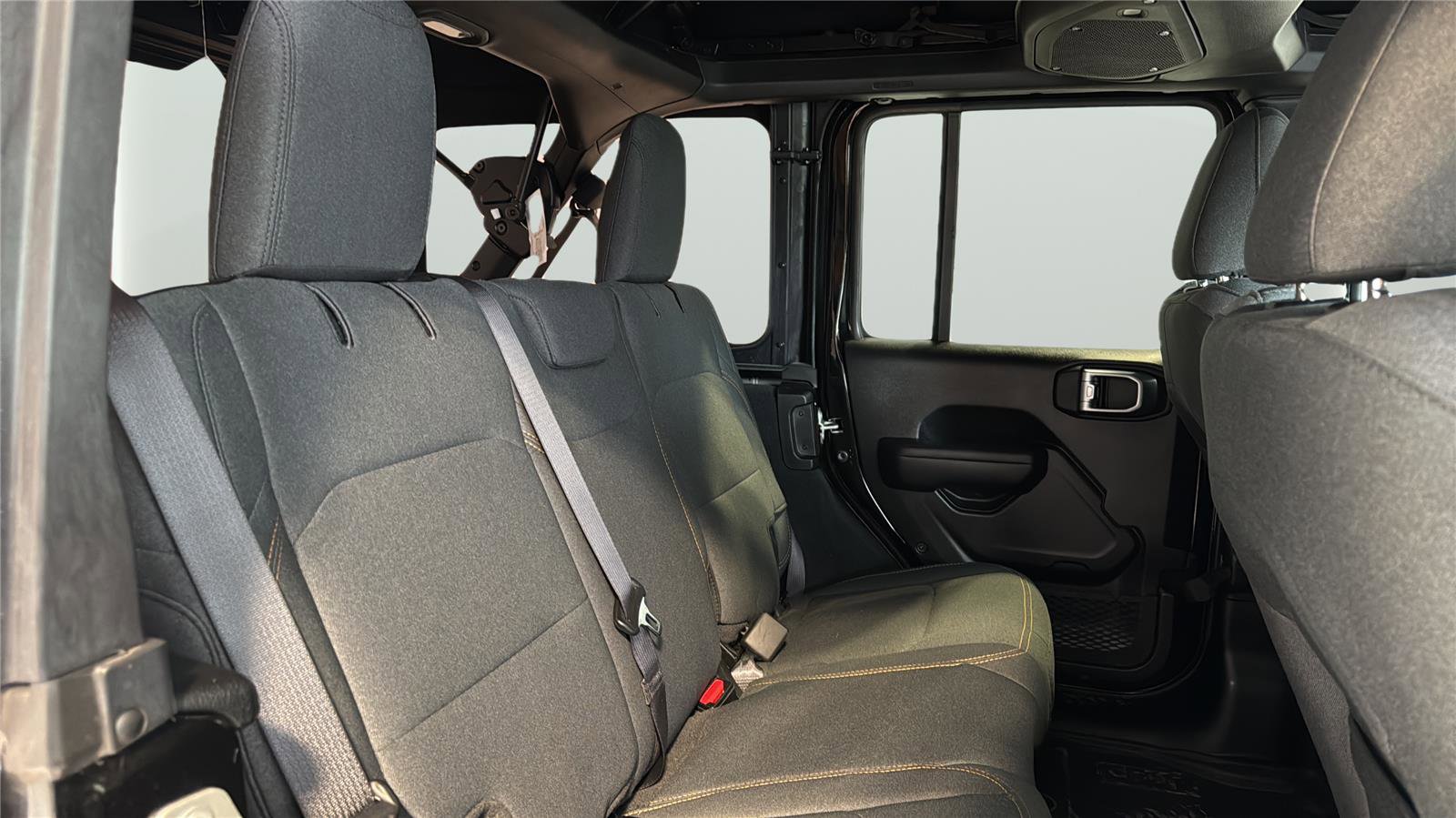 Used 2024 Jeep Wrangler Sport S image 15