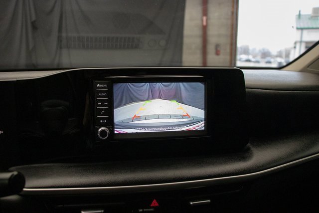 Used 2025 Nissan Kicks S image 36