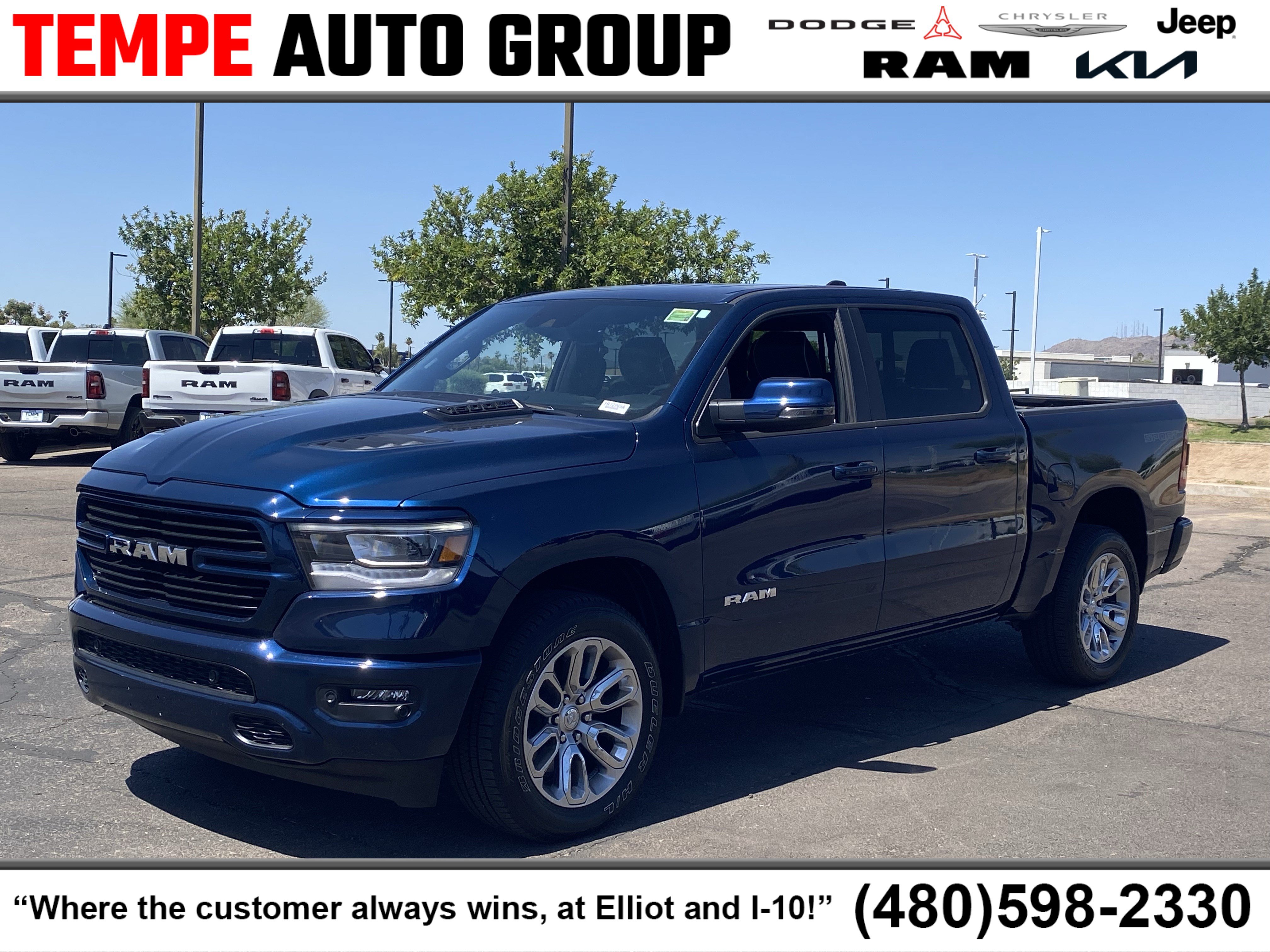 Used 2023 RAM 1500 Laramie AWD/4WD image 1
