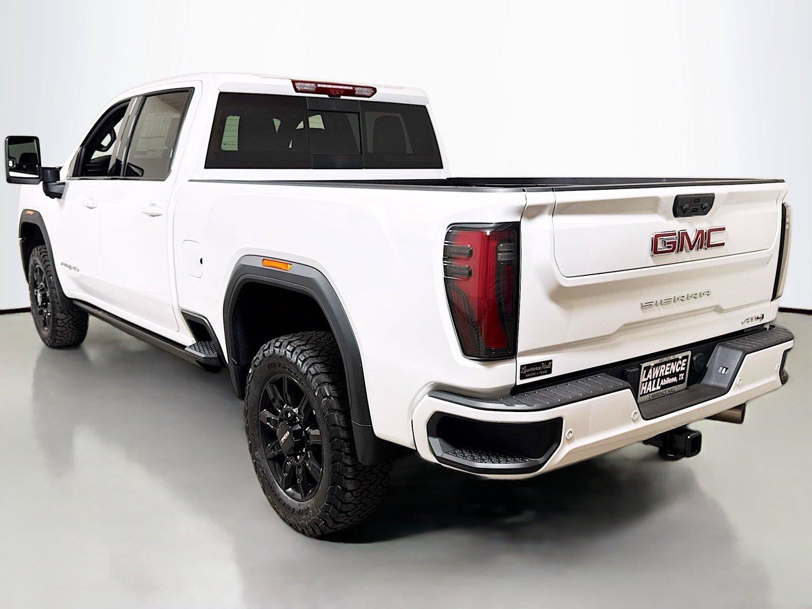 New 2026 GMC Sierra 2500 AT4 w/ AT4 Premium Plus Package AWD/4WD image 3