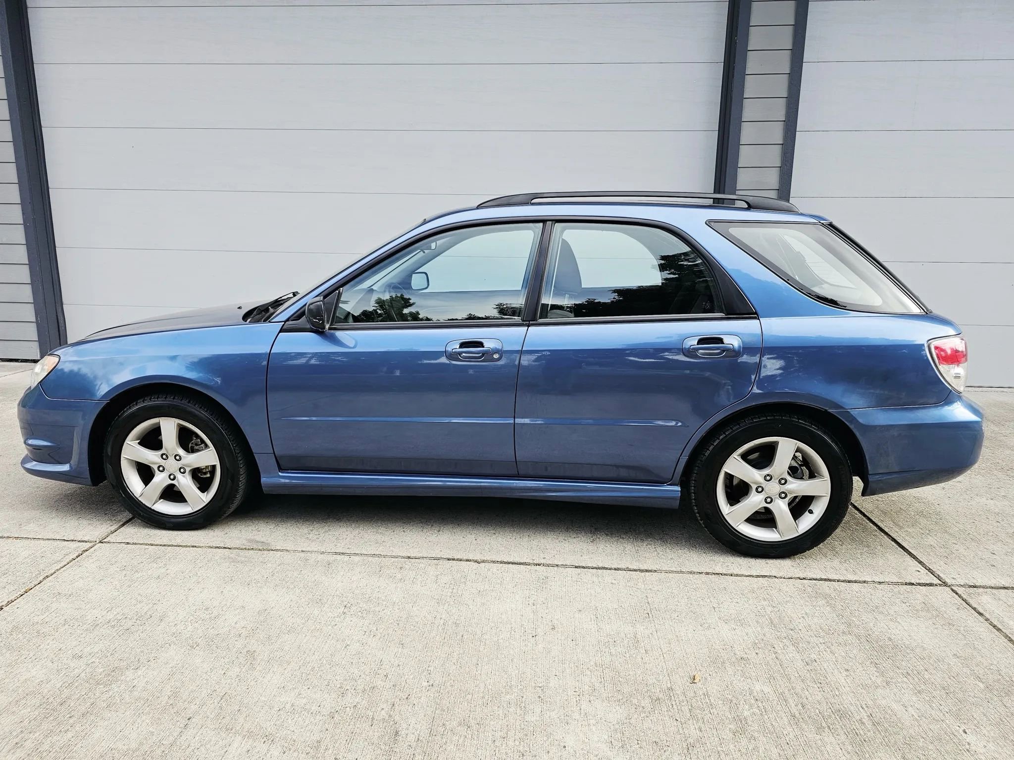 Used 2007 Subaru Impreza 2.5i image 2