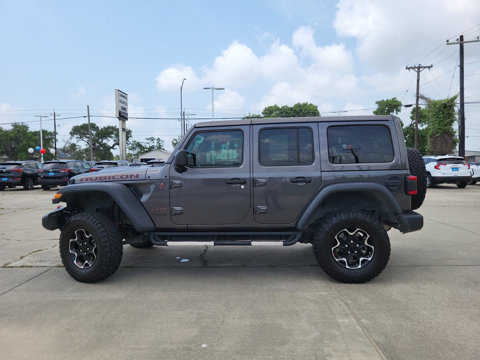 Used 2020 Jeep Wrangler Unlimited Rubicon w/ LED Lighting Group AWD/4WD image 8