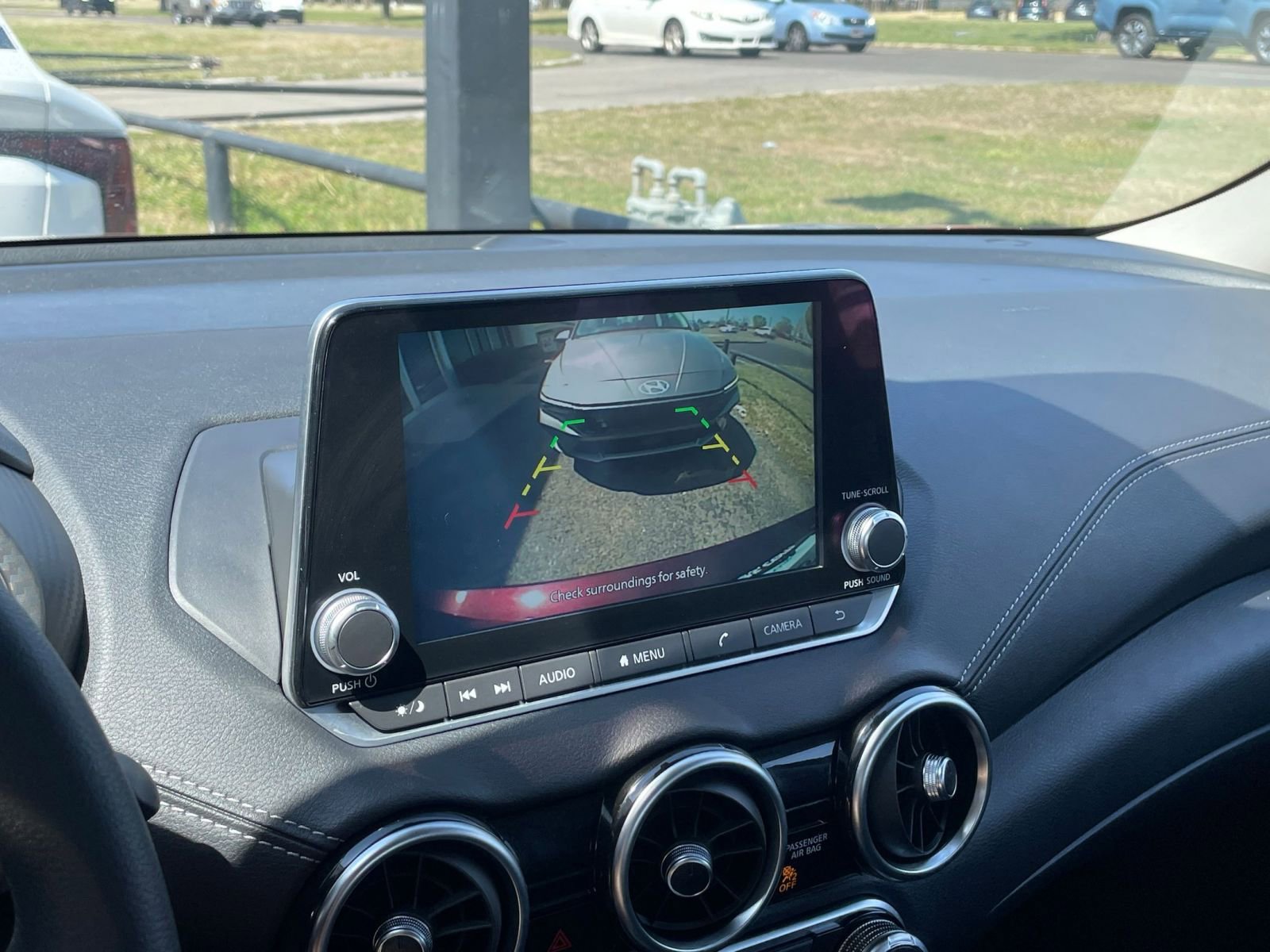 Used 2025 Nissan Sentra SV image 22