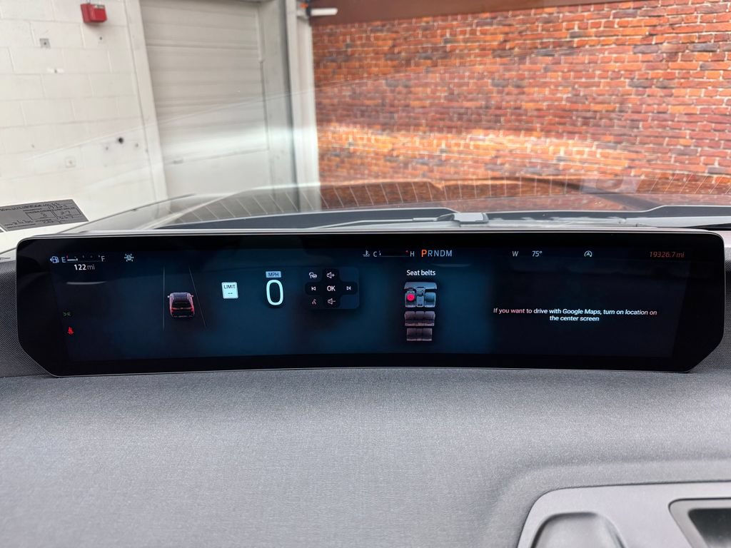 Certified 2025 Ford Expedition Active AWD/4WD image 17