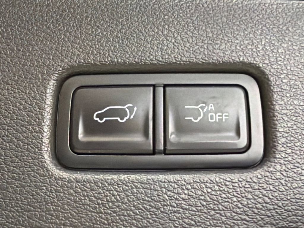 Used 2025 Kia Telluride S image 21
