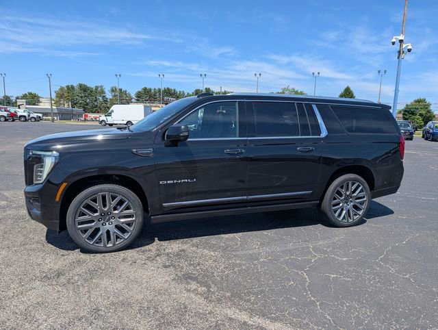 New 2026 GMC Yukon XL Denali Ultimate AWD/4WD image 4