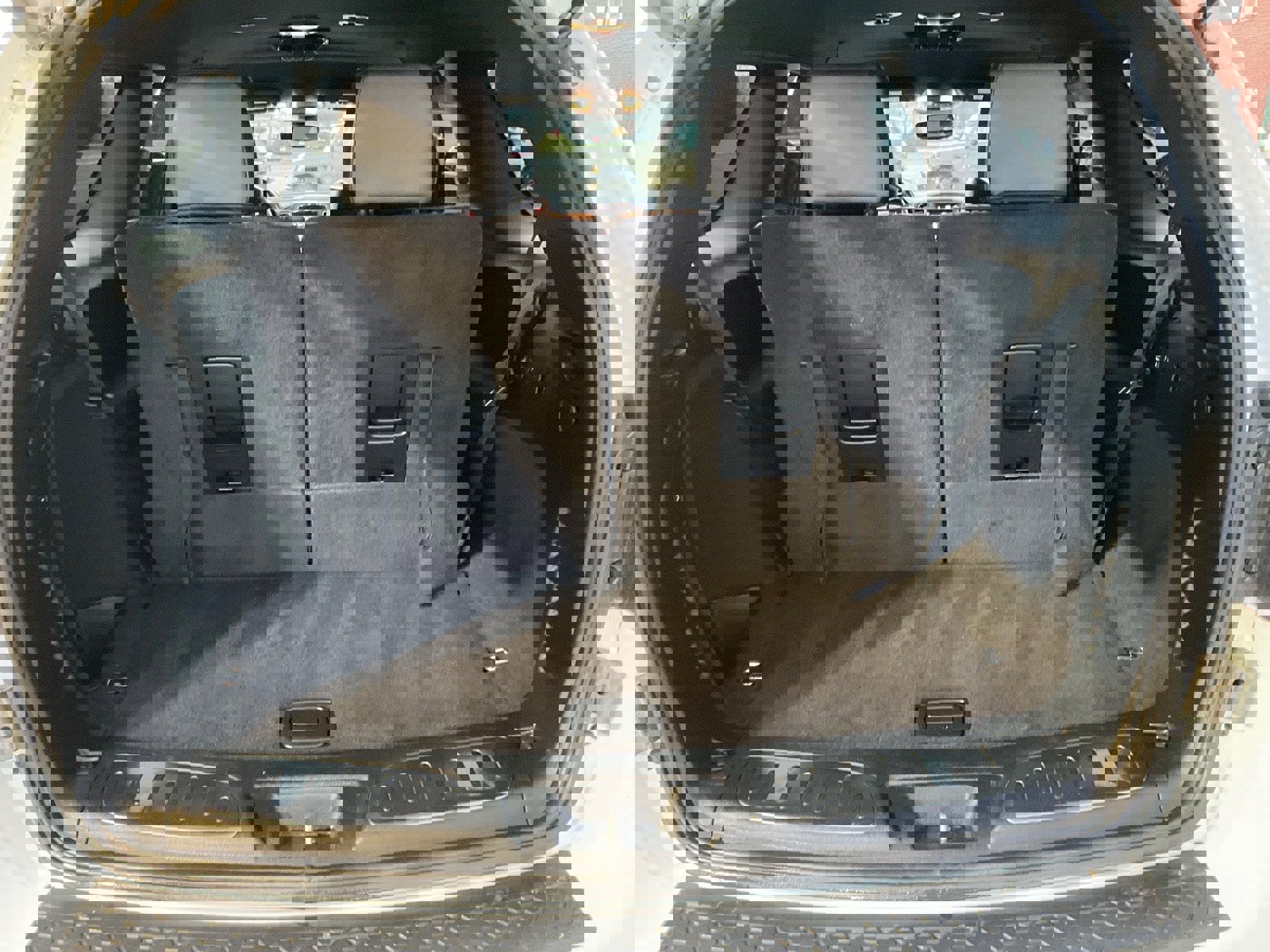 Used 2020 Dodge Durango R/T w/ Blacktop Package image 23