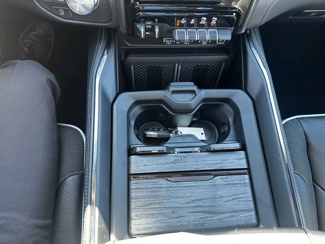 New 2026 RAM 1500 Limited w/ Body Color Bumper Group image 32