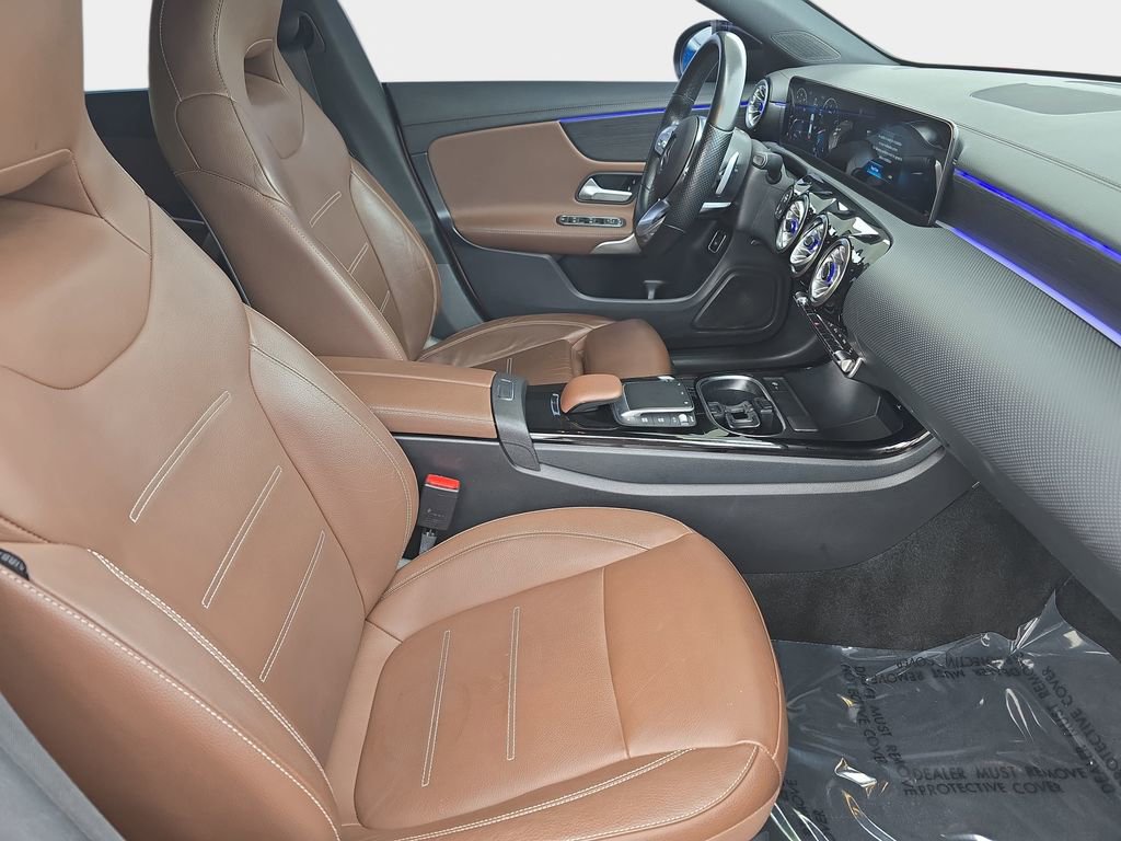 Used 2022 Mercedes-Benz CLA 250 image 12
