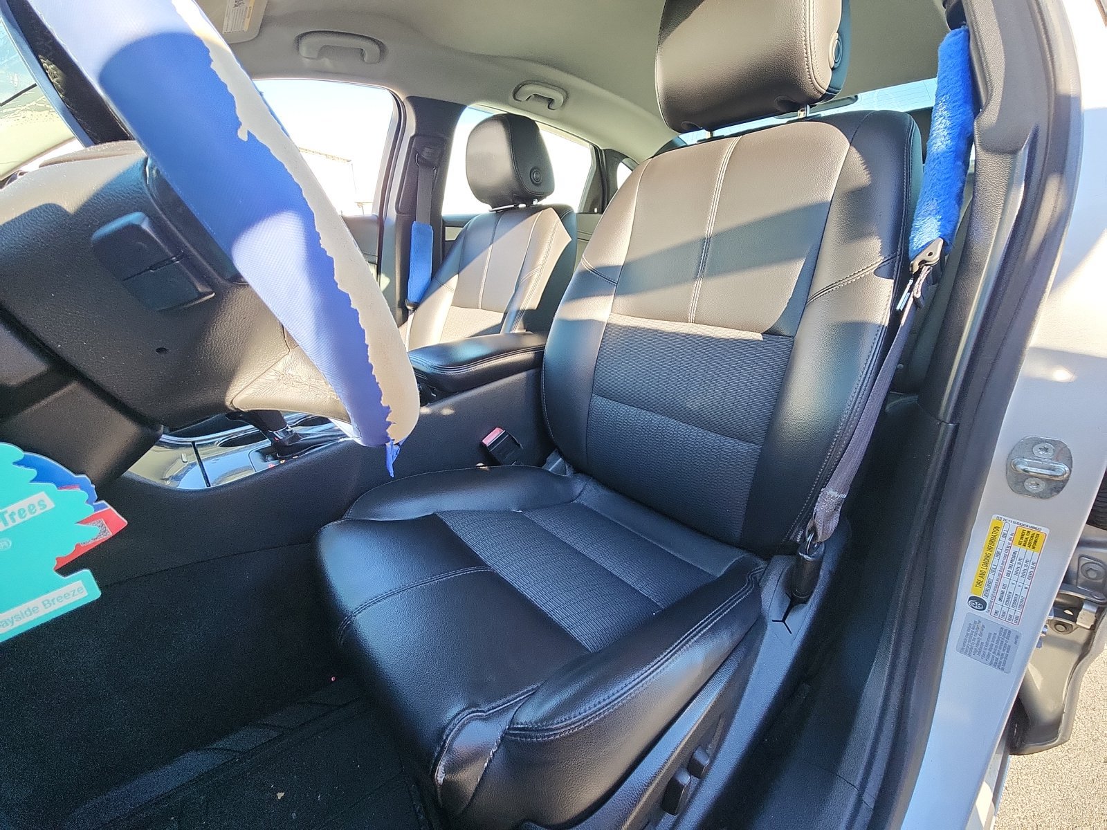 Used 2016 Chevrolet Impala LT FWD image 18