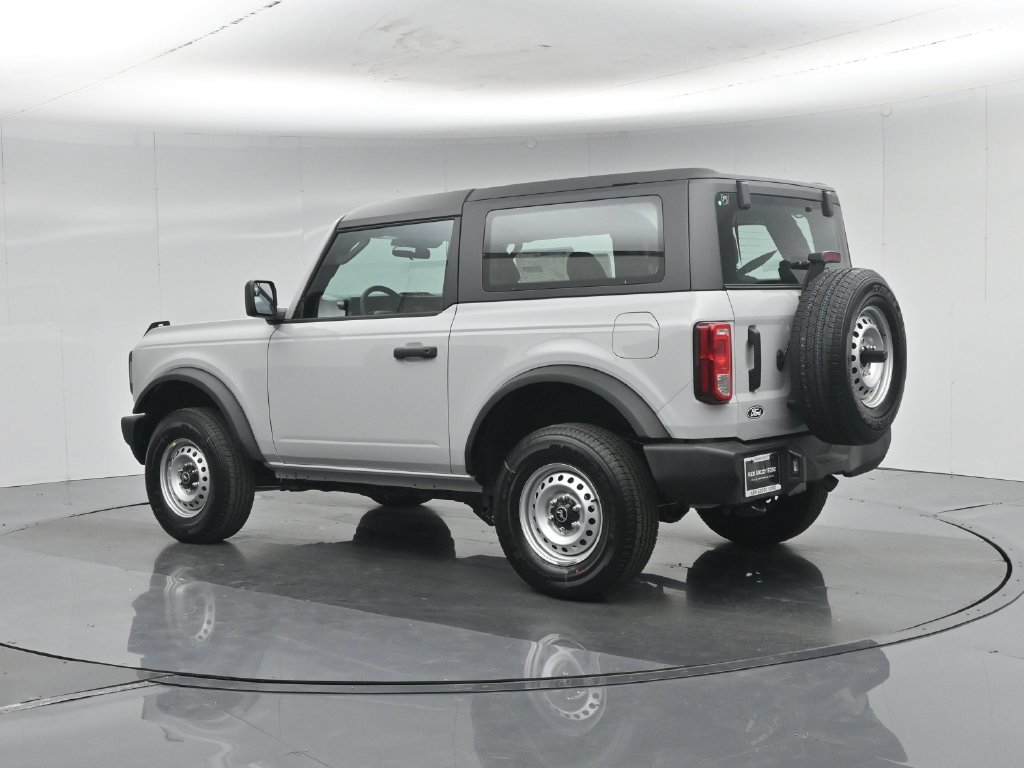 New 2026 Ford Bronco 2-Door AWD/4WD image 6