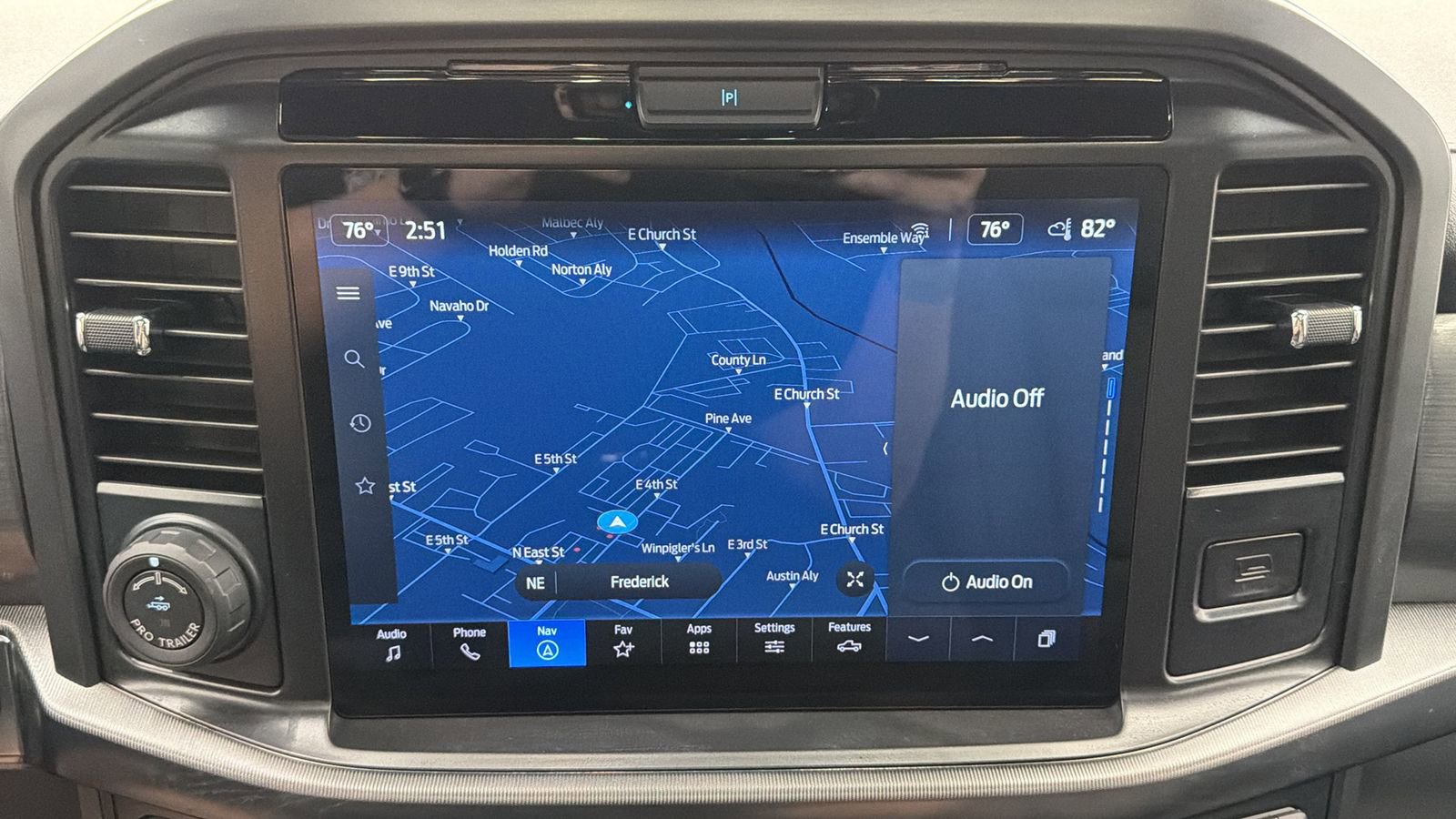 Used 2025 Ford F150 Lariat AWD/4WD image 21