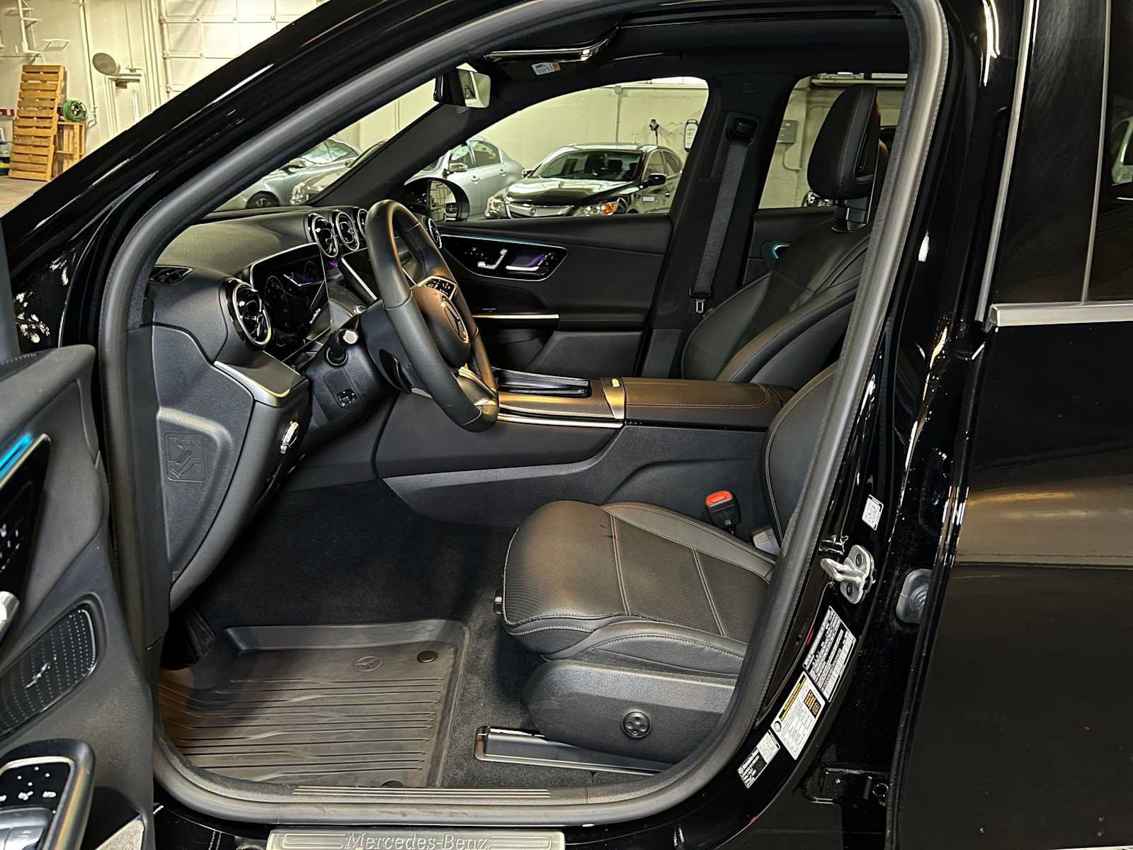 Certified 2026 Mercedes-Benz GLC 300 4MATIC image 23