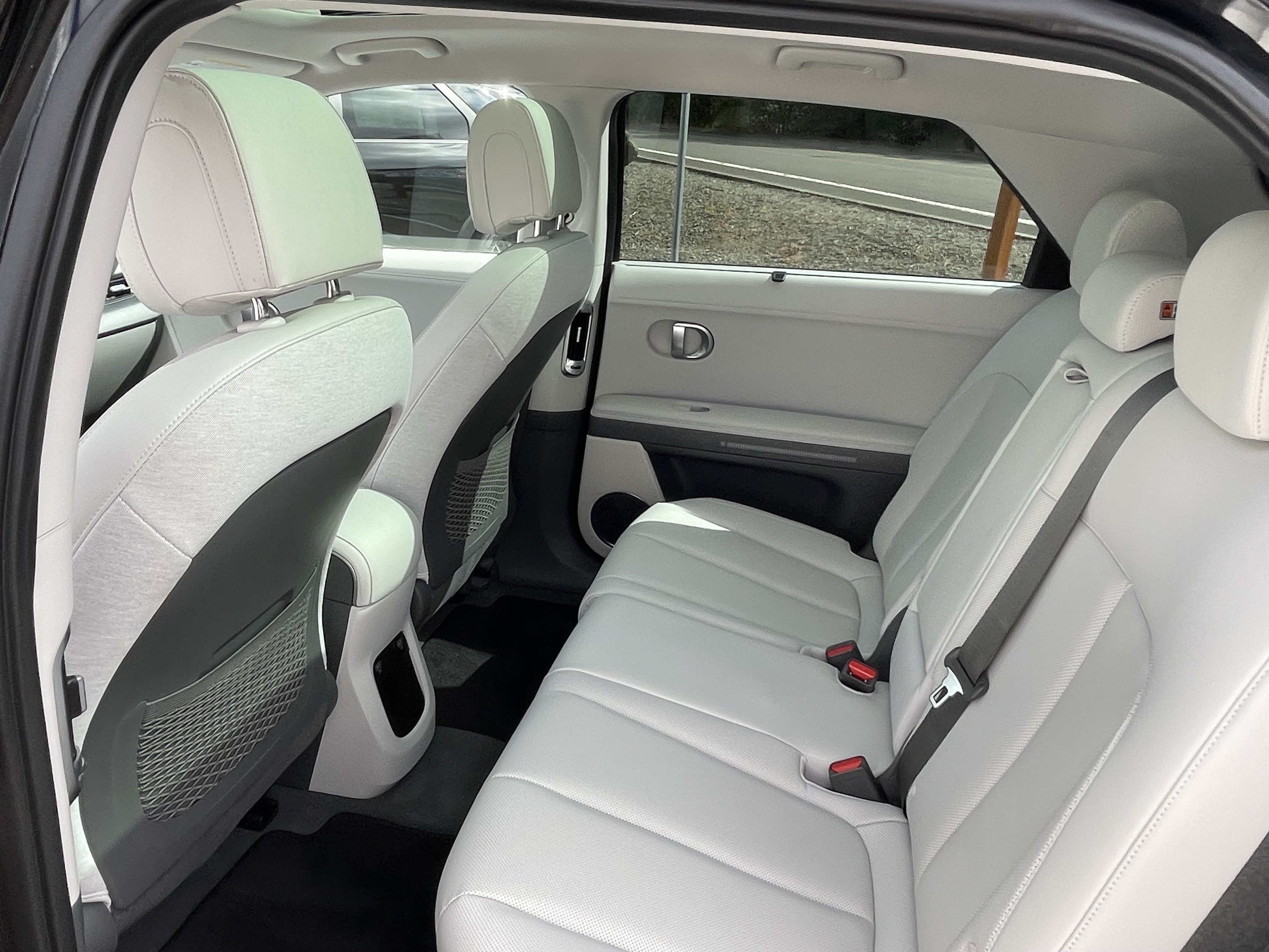 Certified 2023 Hyundai Ioniq 5 Limited AWD/4WD image 13
