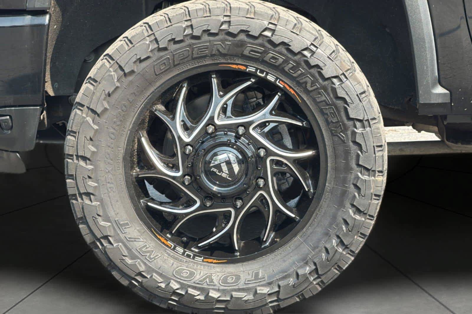 Used 2021 Chevrolet Silverado 3500 High Country w/ Safety Package II AWD/4WD image 11