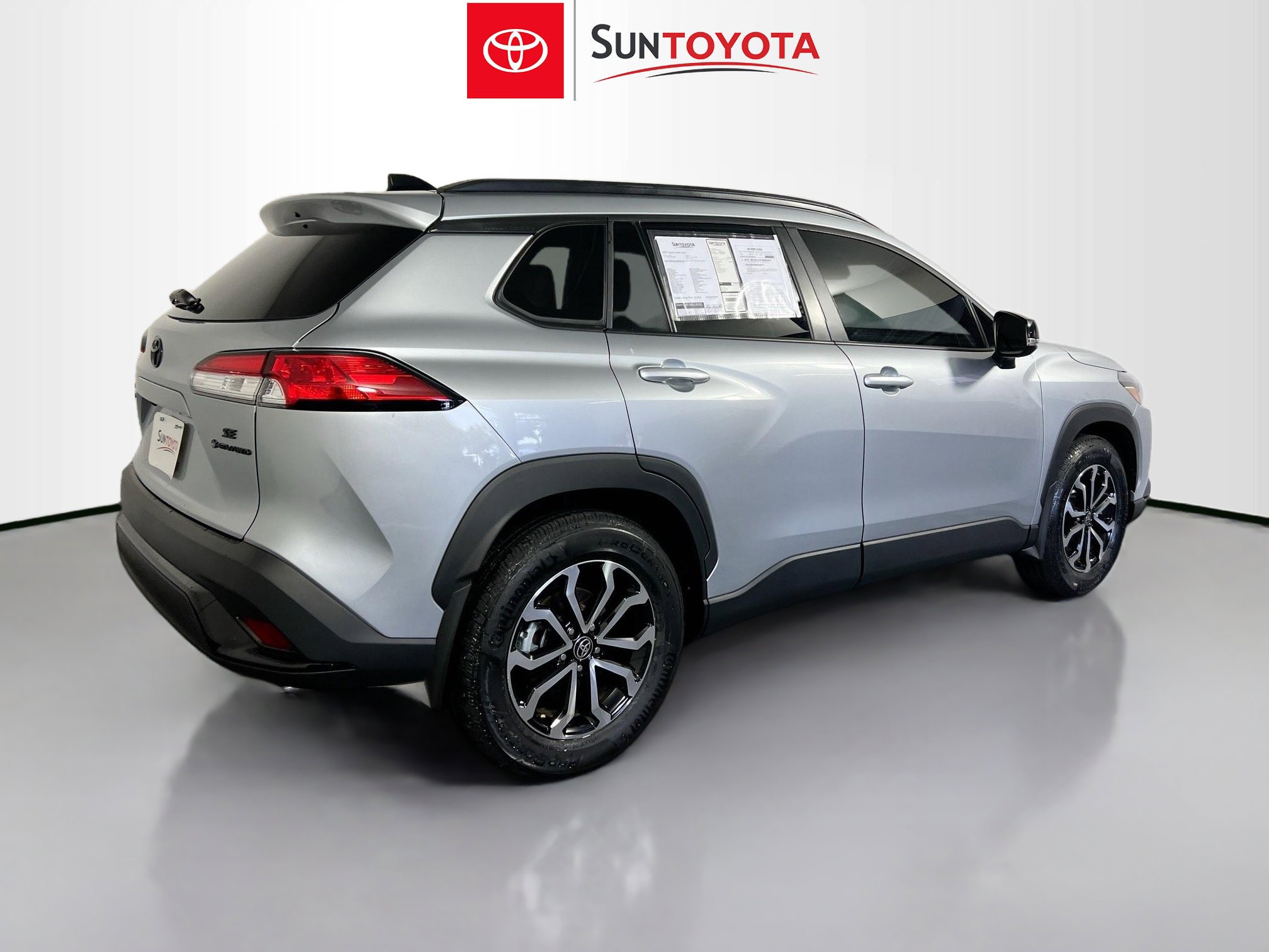 Used 2025 Toyota Corolla Cross AWD Hybrid image 4