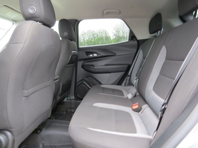 Used 2024 Chevrolet TrailBlazer LT w/ LT Cold Weather Package AWD/4WD image 12