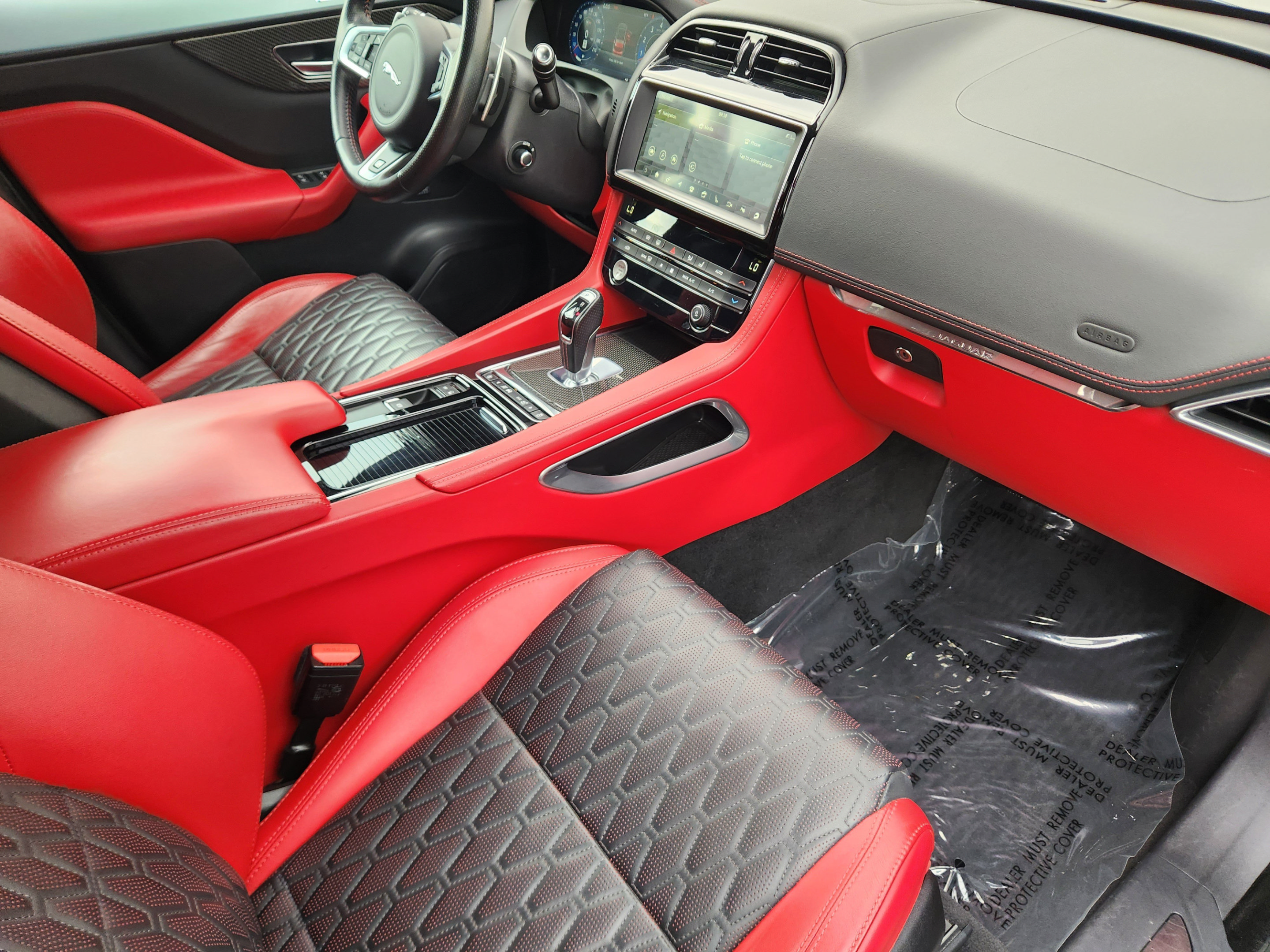 Used 2020 Jaguar F-PACE SVR AWD/4WD image 9
