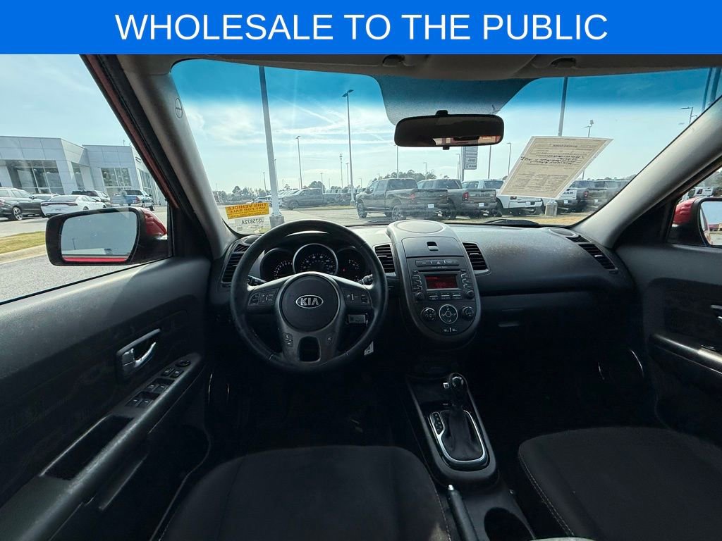 Used 2013 Kia Soul + image 13