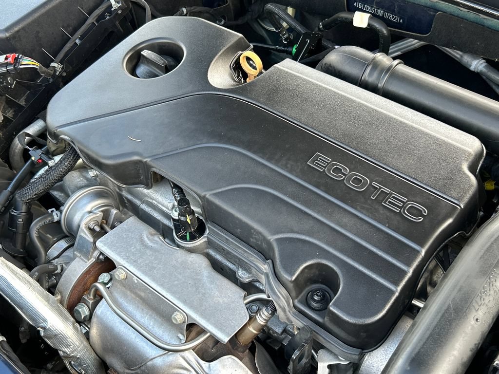 Used 2021 Chevrolet Malibu LT w/ Leather Package FWD image 27