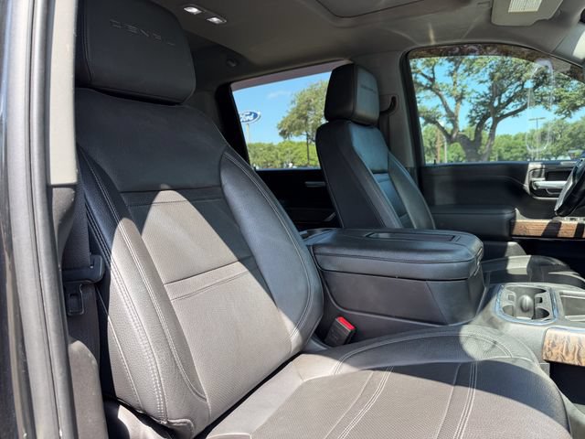Used 2021 GMC Sierra 3500 Denali w/ Denali Black Diamond Edition AWD/4WD image 16