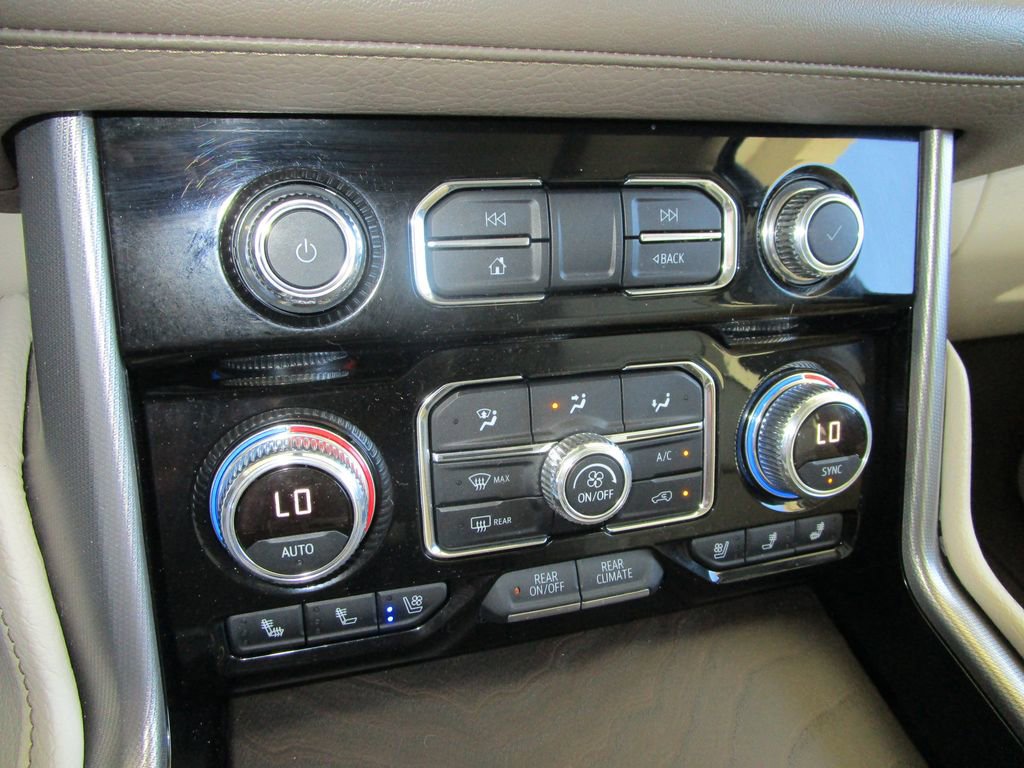 Used 2022 GMC Yukon XL Denali image 36