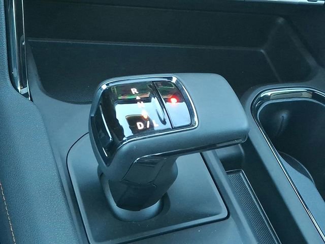 Certified 2025 GMC Sierra 1500 AT4 w/ AT4 Premium Package image 16