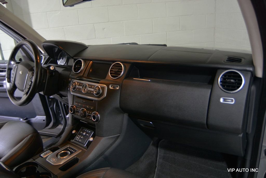 Used 2016 Land Rover LR4 HSE LUX image 18