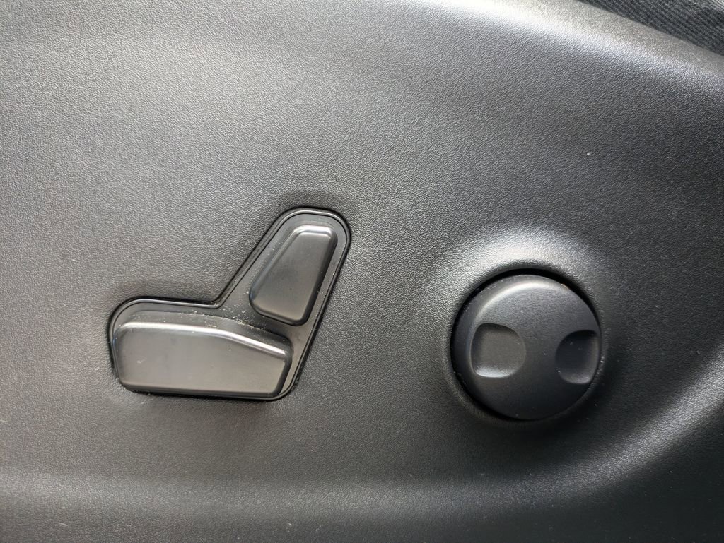 Used 2022 Jeep Cherokee Trailhawk image 22