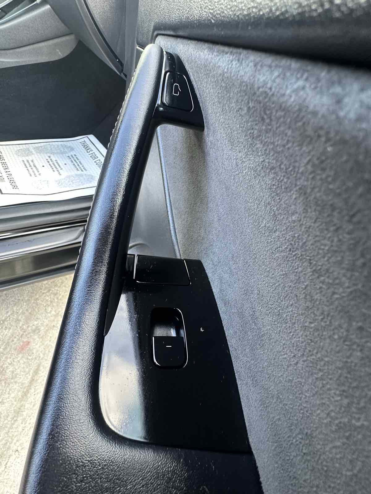 Used 2020 Tesla Model Y Performance AWD/4WD image 26