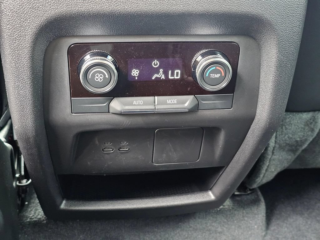 Used 2026 Buick Enclave Sport Touring FWD image 19
