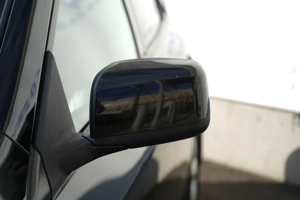 Used 2008 Nissan Rogue SL w/ Premium Pkg image 11