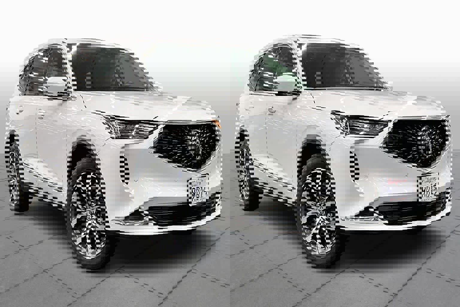 Used 2024 Acura MDX SH-AWD w/ Technology Package image 2