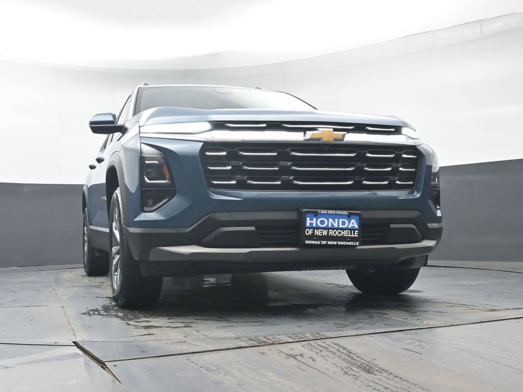 Used 2025 Chevrolet Equinox LT w/ Convenience Package II image 31