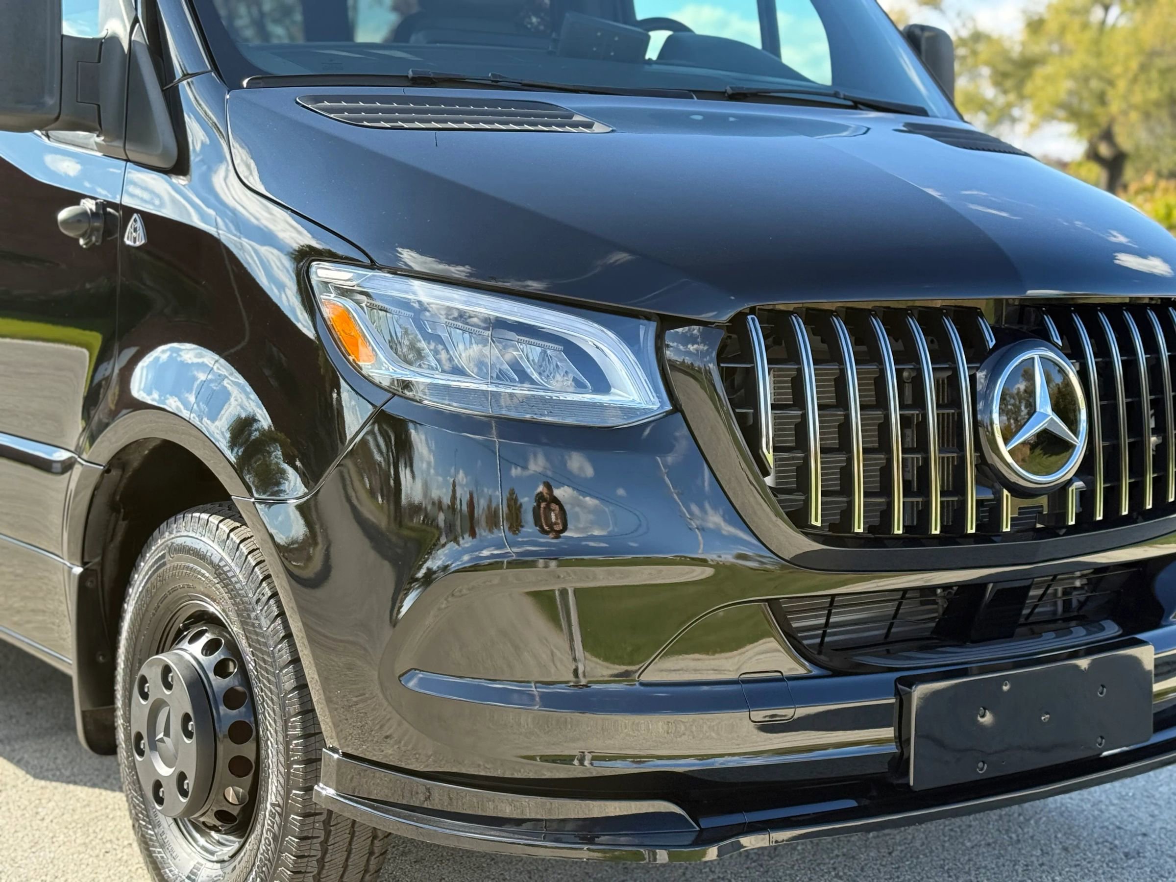 Used 2019 Mercedes-Benz Sprinter 3500 image 3