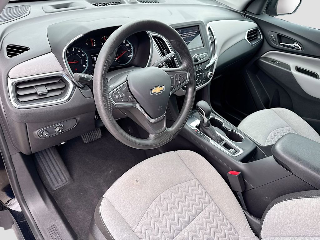 Used 2023 Chevrolet Equinox LS image 10