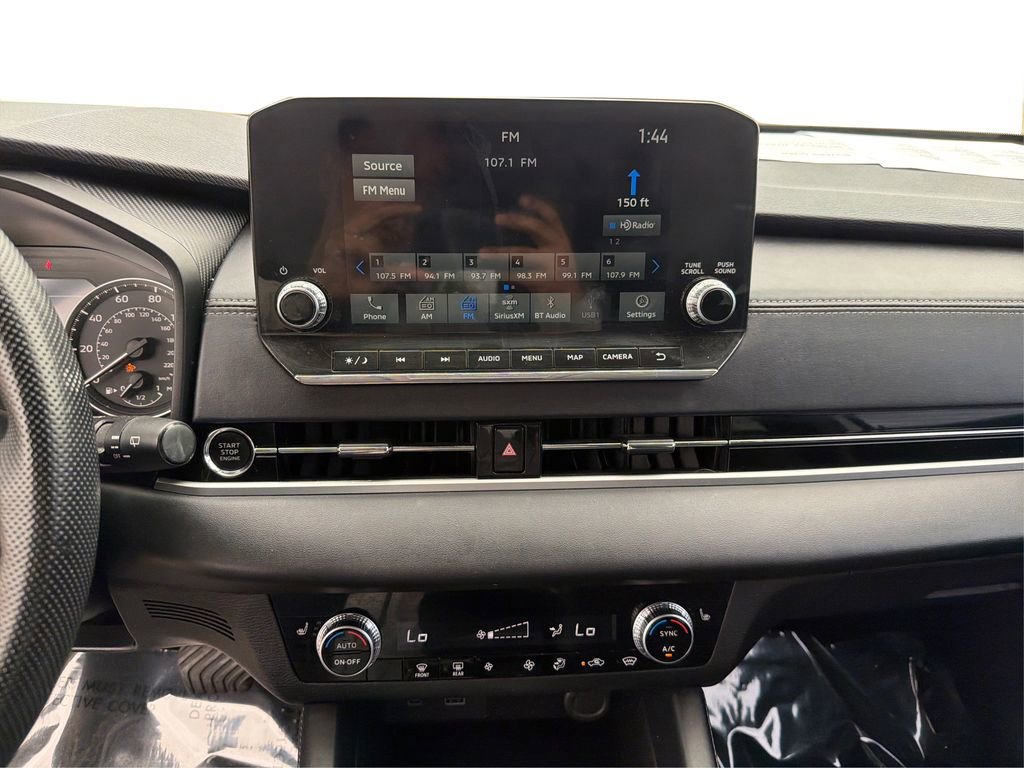 Used 2023 Mitsubishi Outlander SE image 14