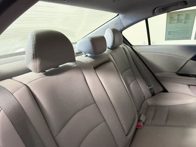 Used 2015 Honda Accord EX-L image 54