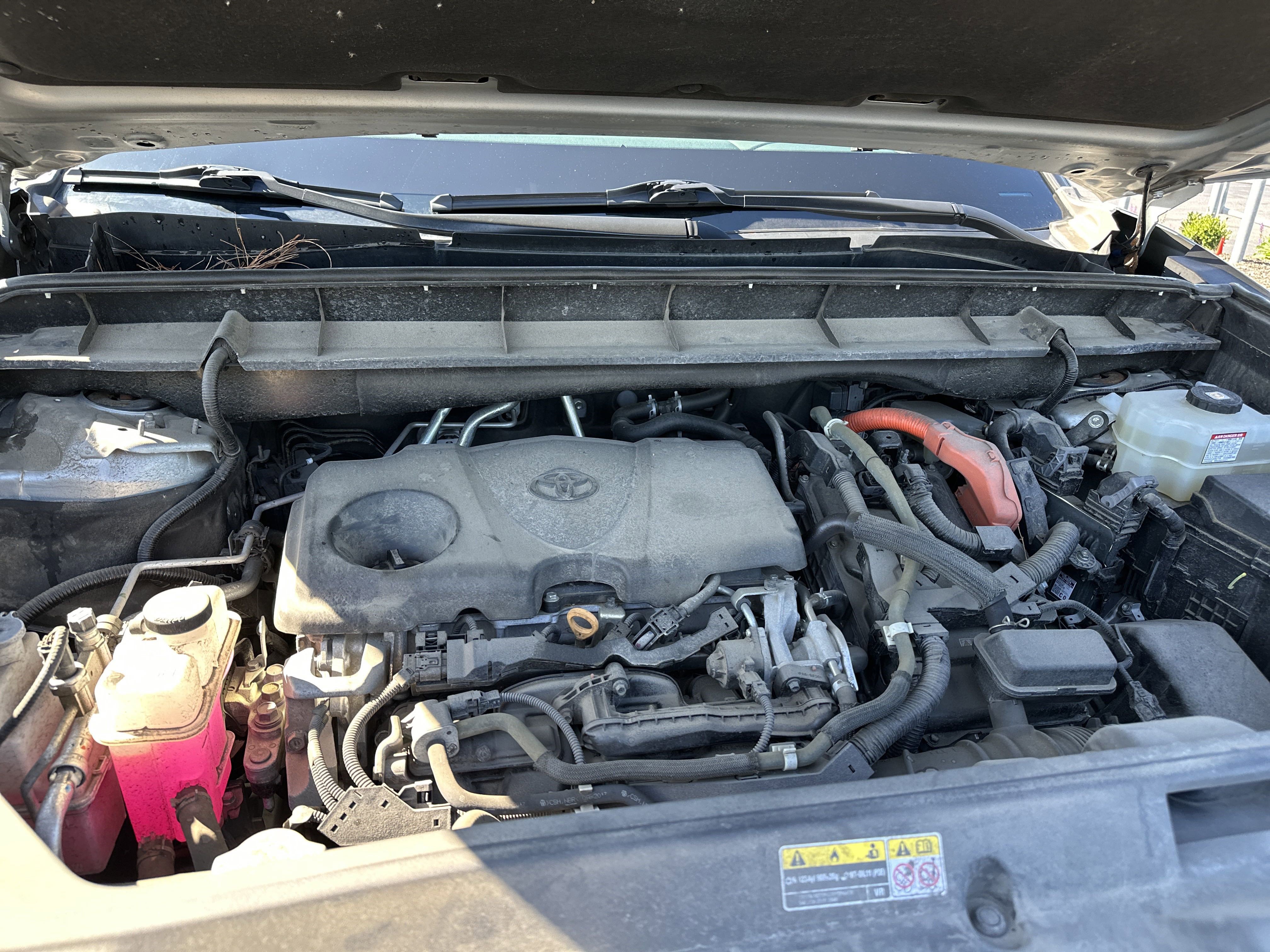 Certified 2020 Toyota Highlander XLE image 32