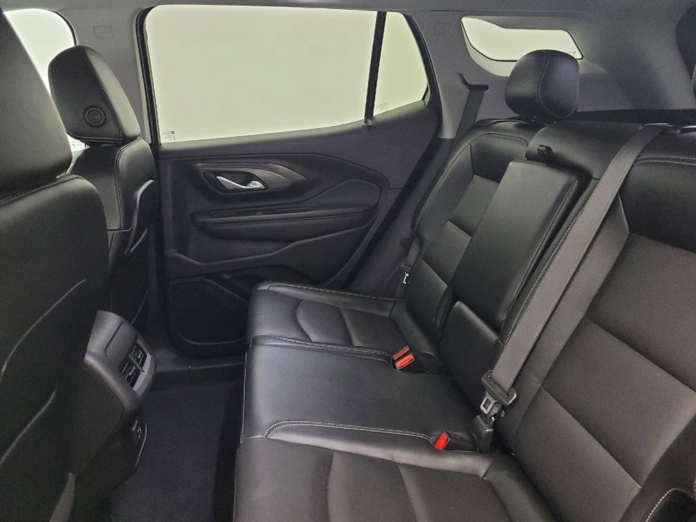 Used 2023 GMC Terrain SLT AWD/4WD image 18
