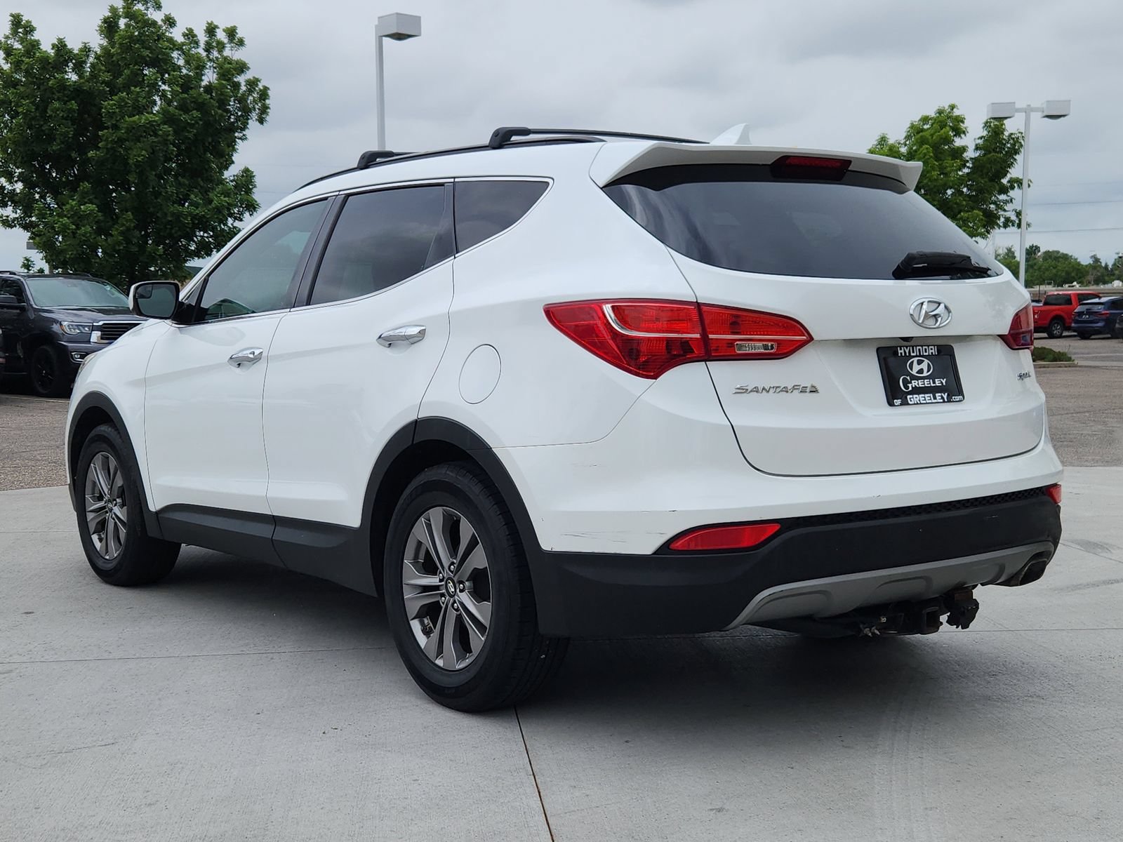 Used 2015 Hyundai Santa Fe Sport w/ Option Group 02 FWD image 3