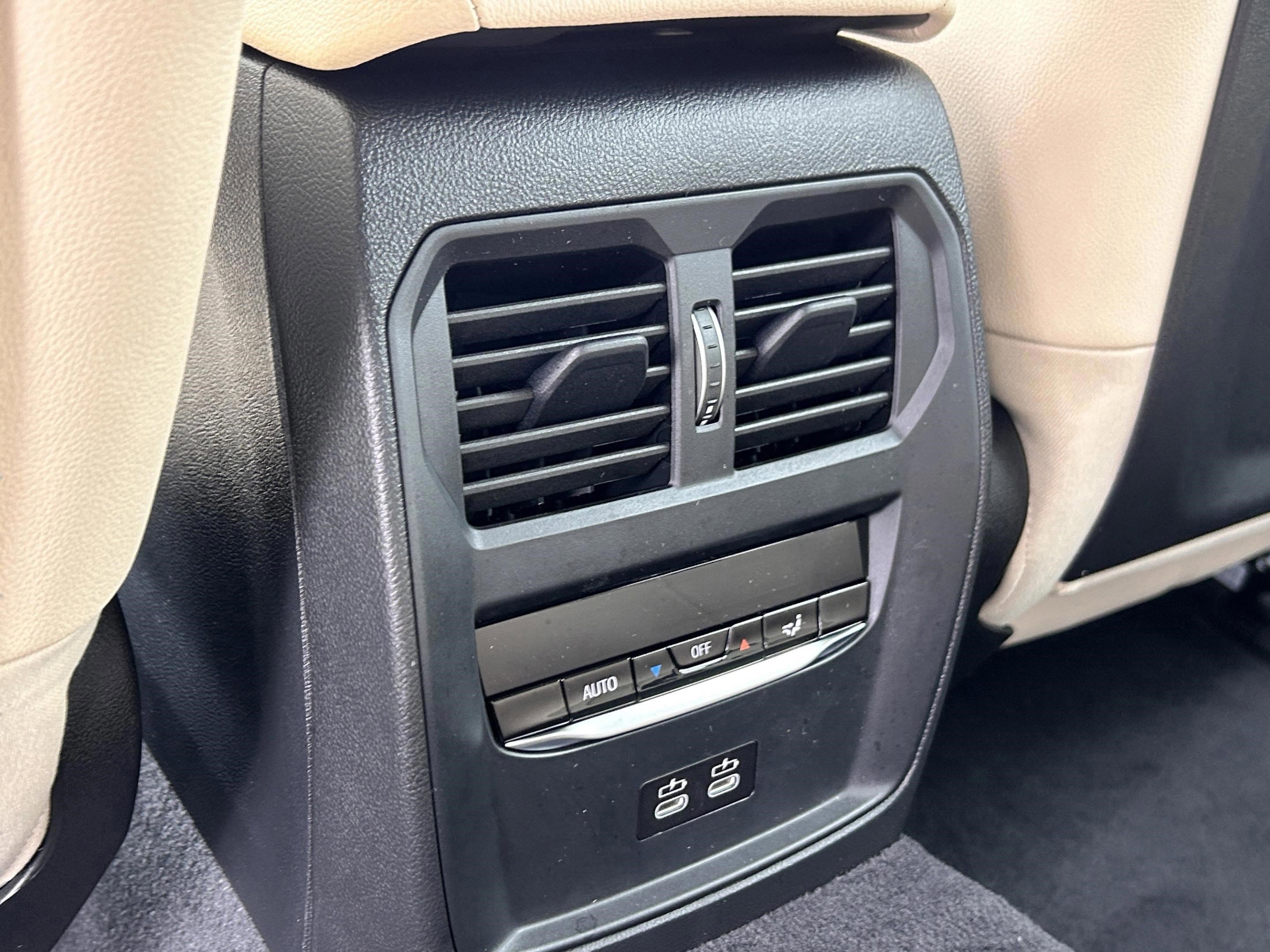 Used 2026 BMW i4 eDrive40 w/ Parking Assistance Package image 14