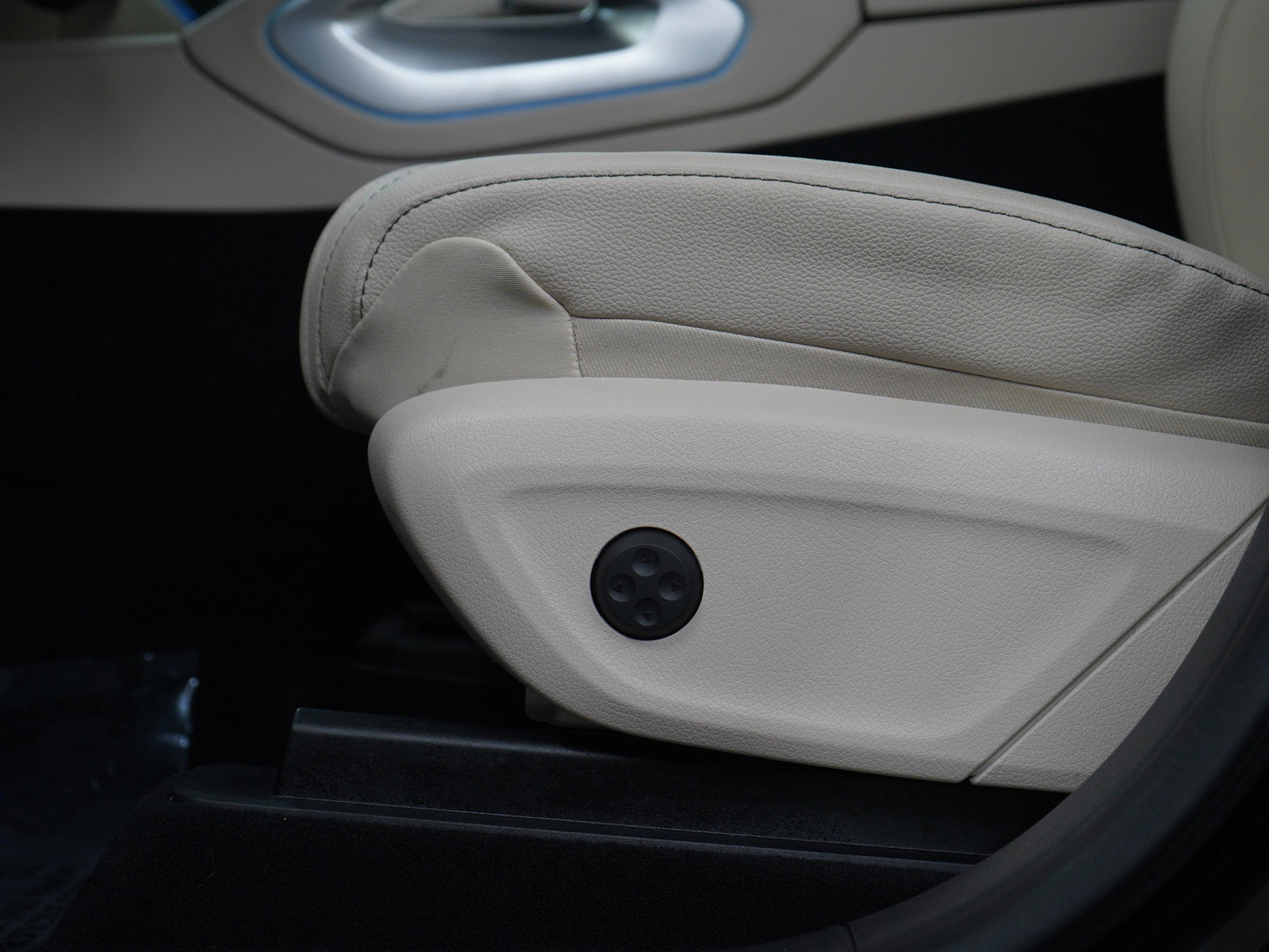 Used 2025 Mercedes-Benz GLS 450 GLS 450 image 27