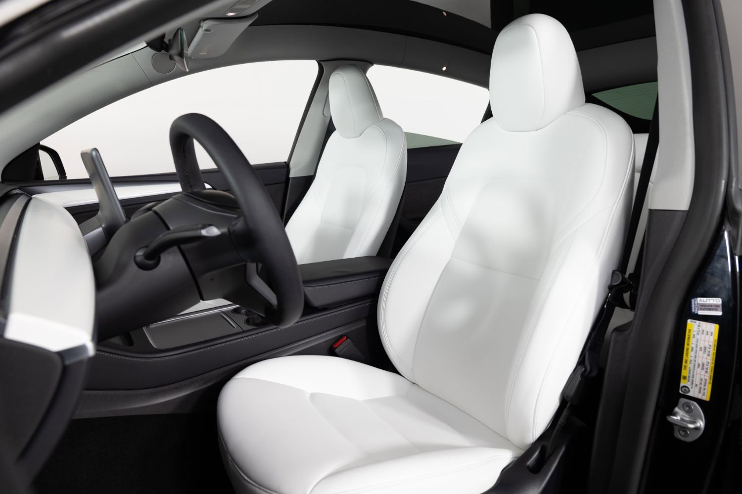 Used 2024 Tesla Model Y Performance AWD/4WD image 15