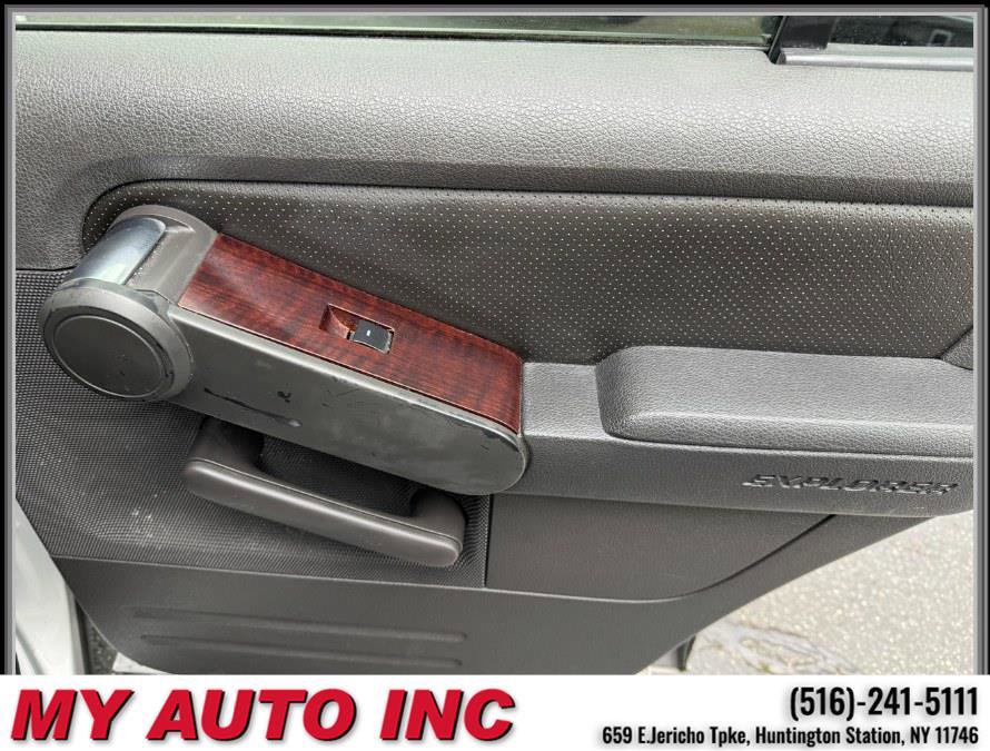 Used 2010 Ford Explorer Limited image 32