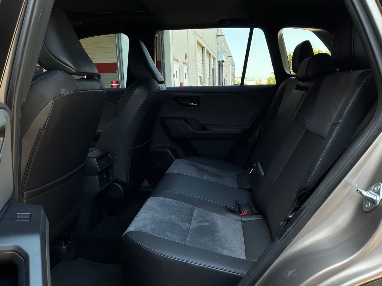 Used 2026 Toyota RAV4 XSE AWD/4WD image 12