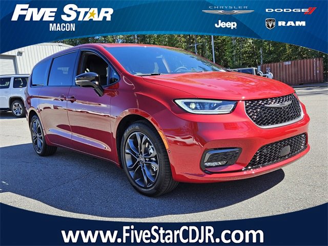 New 2026 Chrysler Pacifica Select image 1