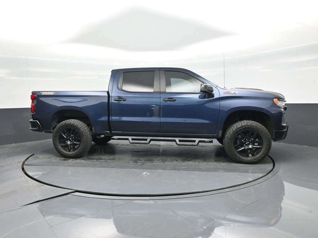 Used 2023 Chevrolet Silverado 1500 LT Trail Boss image 9