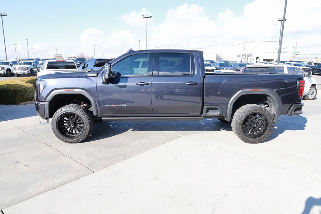 Used 2024 GMC Sierra 3500 AT4 w/ AT4 Premium Plus Package image 3